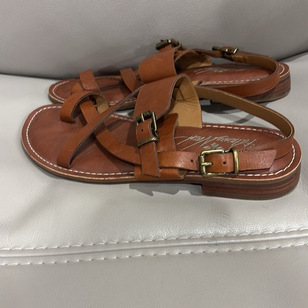 Patricia Nash • Fidella Sandals sz 7 - Picture 2 of 4